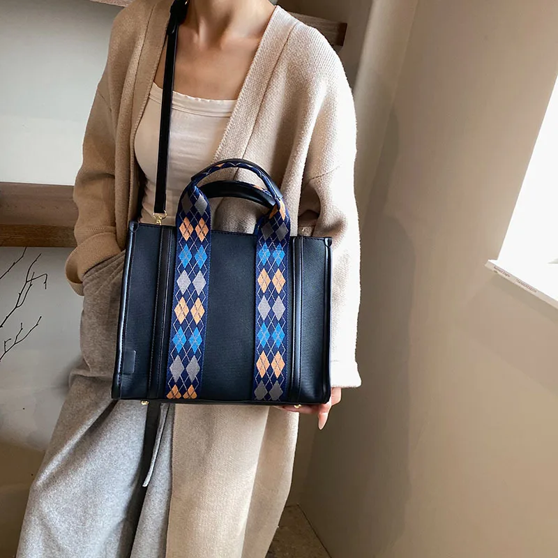 Large Capacity Portable Canvas Handbags Women New Simple Commter Crossbody Bags Versatile Shopping Storage Luxury Tote Bag Purse