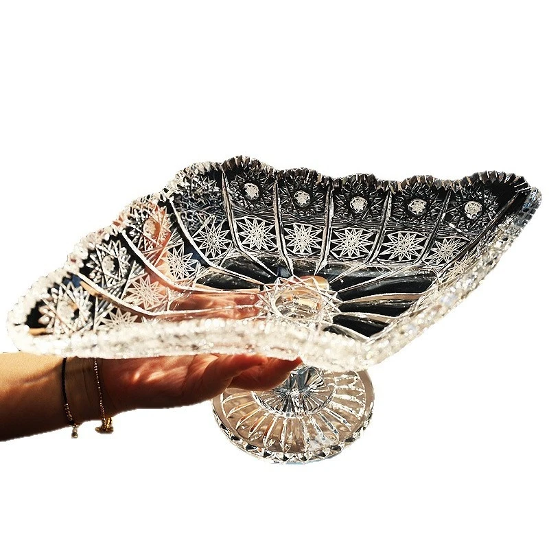 

Crystal glass hand-carved household living room coffee table fruit plate ornament