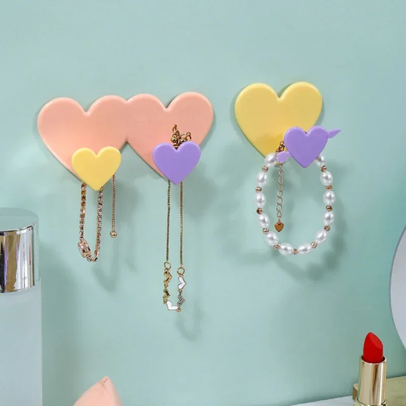 Heart-shaped Self Adhesive Wall Hook Without Drilling Coat Bag Bathroom Door Kitchen Towel Hanger Hooks Home Storage Accessories