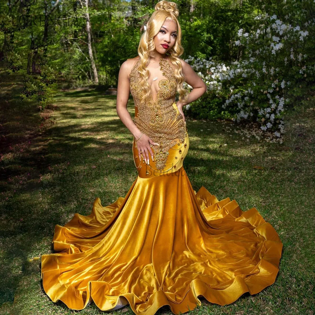 

Sexy Gold Prom Dresses For Black Girls Crystal Mermaid Evening Party Gowns Rhinestones Sleeveless Long Formal robe chic soirée