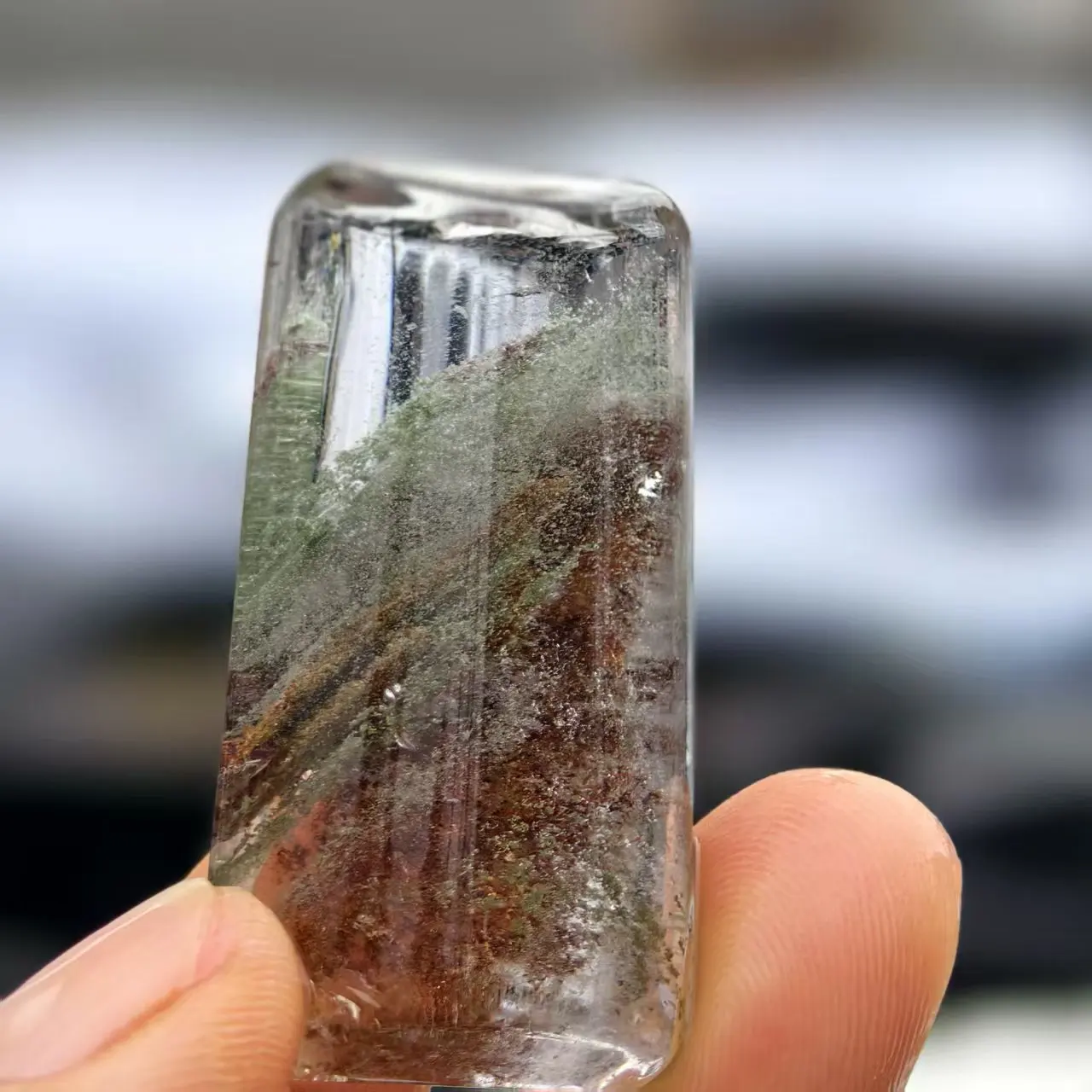 

Natural Red Green Phantom Crystal,Four Seasons Color Phantom Quartz Crystal Without Matter,Mineral,Healed,Can Be Used Pendant