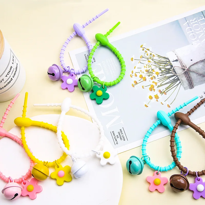 

Silicone Rope Keychain Soft Rubber Flower Bell Accory Fre Simple Women's Bag Hanging Ornament Home Decor Art