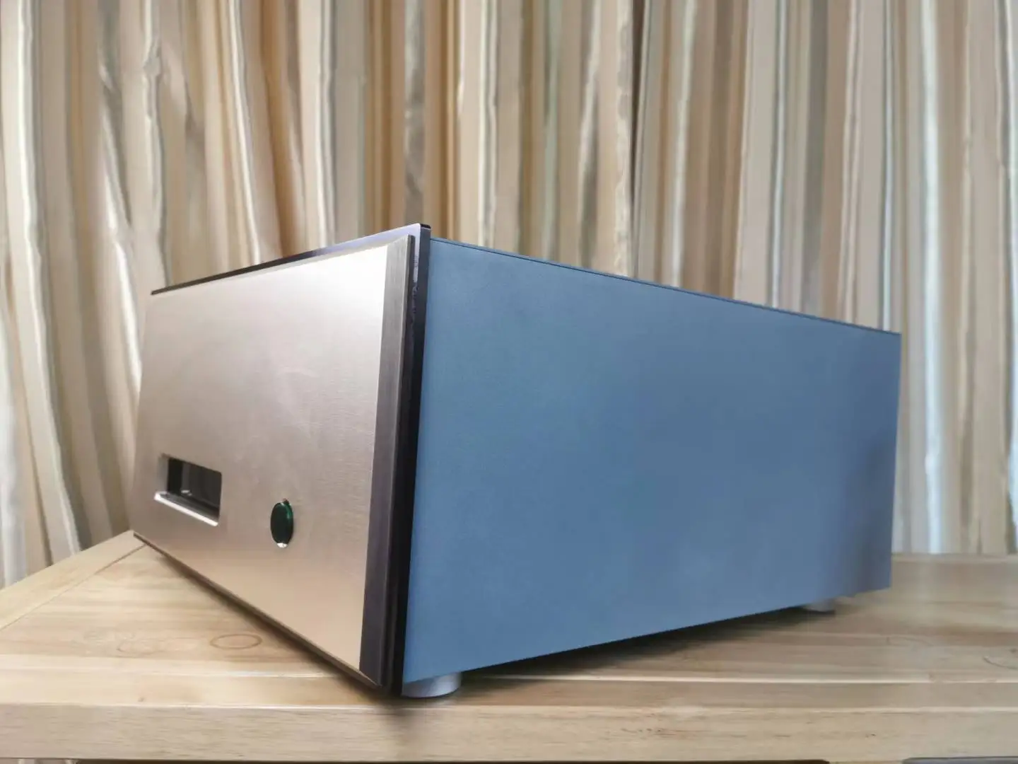 2023 latest Copy Swiss HI-END FM Acoustics 711MKII Fully Balanced Power Amplifier FM711MKII Balanced Post-amplifier FM711 500W*2