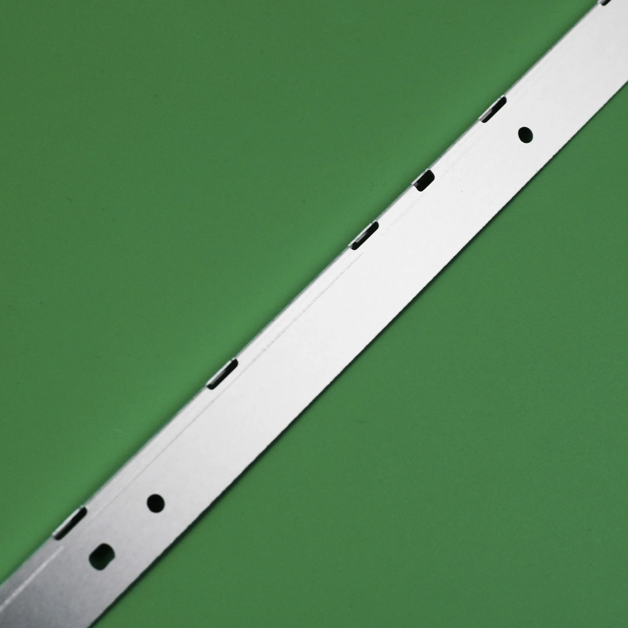 Лента светодиодной подсветки для TX-L55ET61B TH-L55FT60 TC-L55ET60X TX-L55ET60E TX-L55ET60B TH-L55ET60CD TH-L55ET60M 6922L-0079A