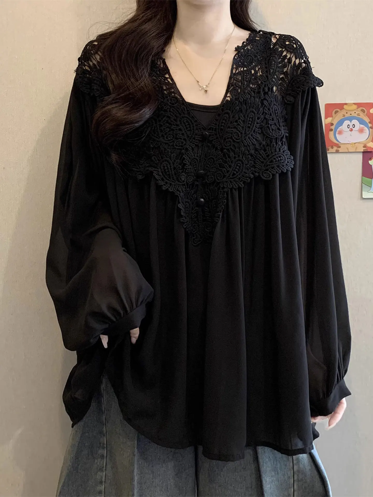 

Черная кружевная ажурная блузка свободного кроя из шифона для женщин, весна-лето, модная повседневная модель с длинным рукавом средней длины
