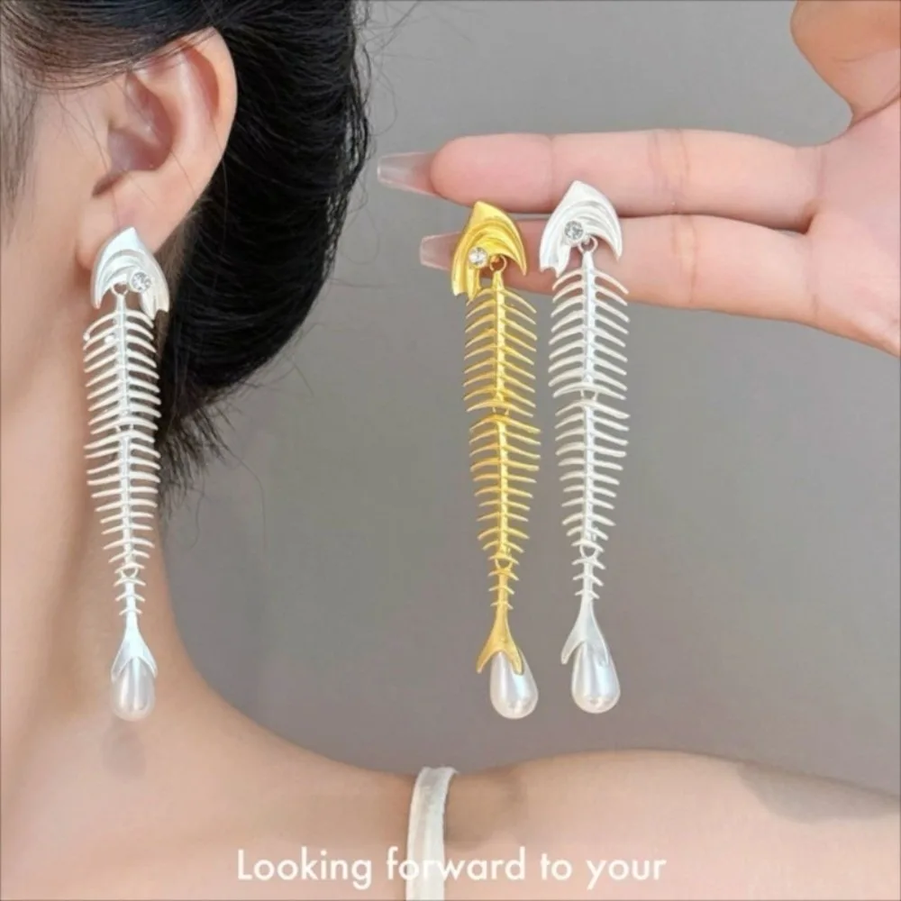 Fashion Fishbone Shaped Fish Bone Pearl Earrings Punk Gothic Jewelry Fishbone Earrings Metal Tassel Ear Pendant Women