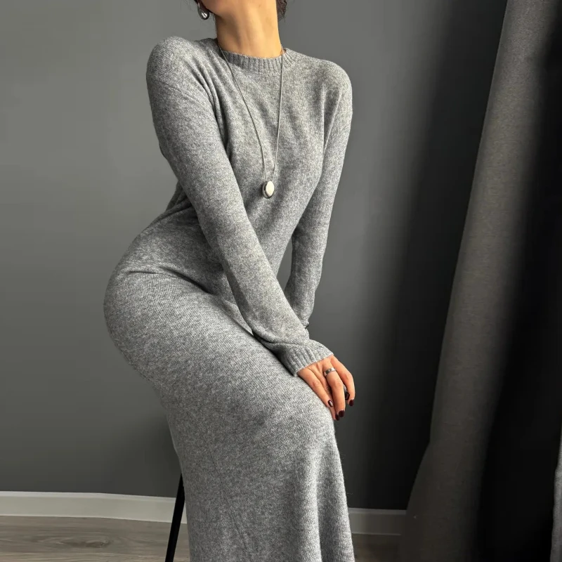 

Long Slim Slim Knitted Dress 2025 Spring and Autumn Fashion Commuter Women's Dress