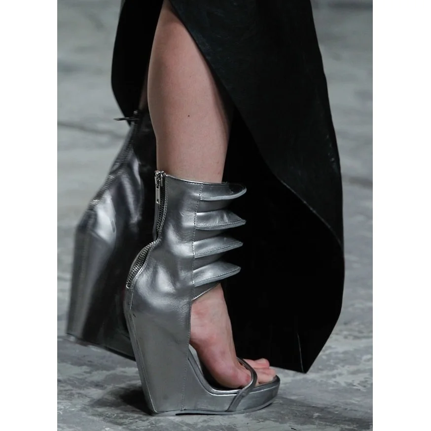 

Серебряные матовые сандалии до середины икры с вырезами, кожаные пикантные модные летние повседневные женские туфли большого размера на тонком высоком каблуке, Zapatillas Mujer