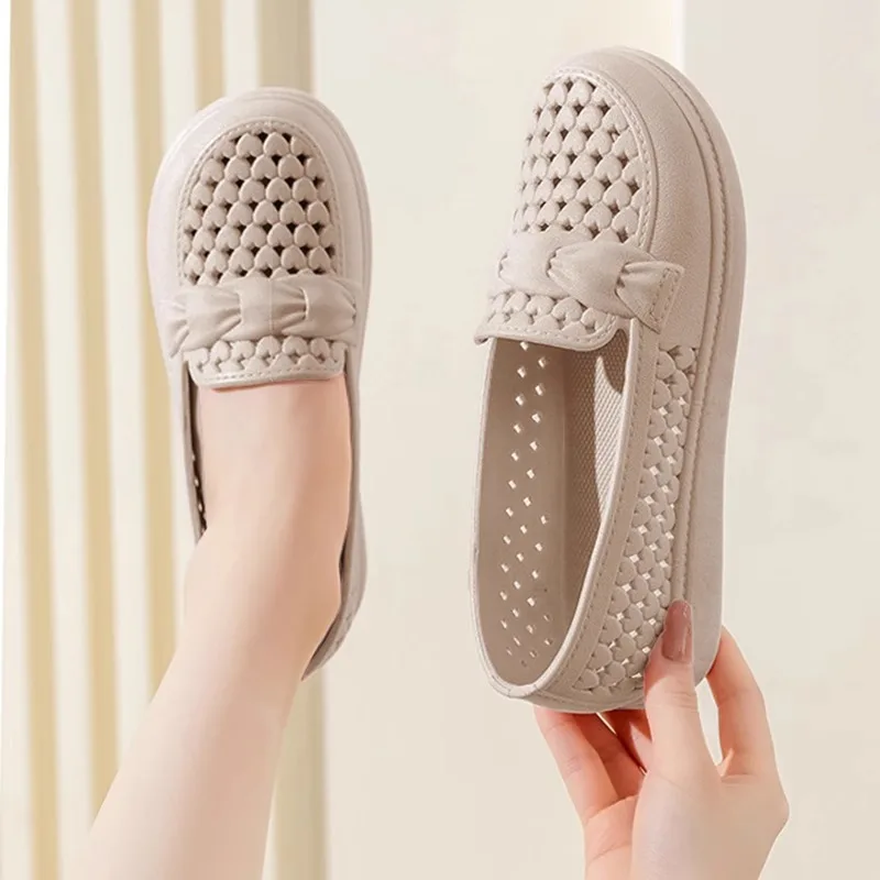 

Women's Hollow out Slip-On Shoes Breathable Anti-Slip Plastic Sandals Comfortable Soft Bottom Work Shoes Summer New Style