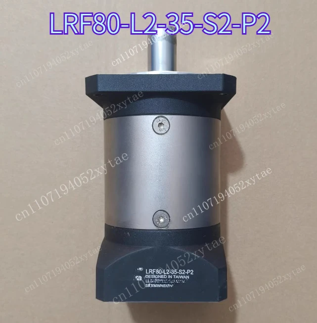 Планетарный редуктор LRF80-L2-35-S2-P2 типа 80, передаточное число 35, совместим с серводвигателем мощностью 750 Вт.
