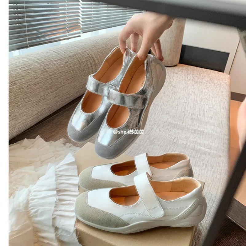

Mainly Comfortable Velcro Inner Heightening Function Mary Jane Casual Shoes Women's Single Flat Sneakers
