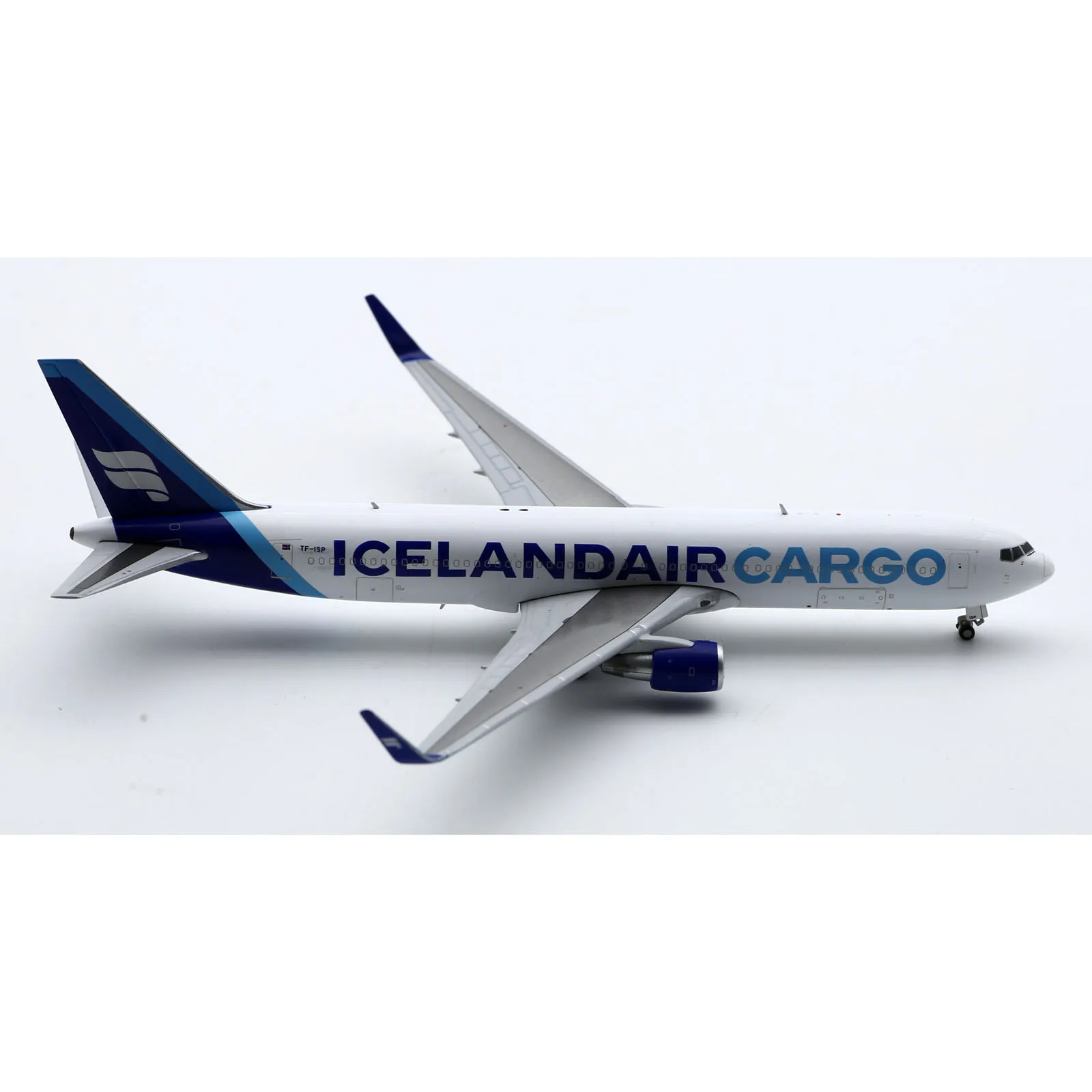 XX40172 Alloy Collectible Plane Gift JC Wings 1:400 Icelandair Cargo Boeing B767-300ER Diecast Aircraft Model TF-ISP With Stand