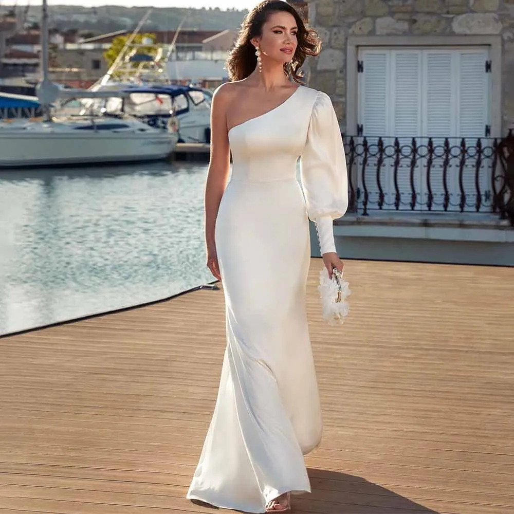 

Модные свадебные платья Атласное платье-футляр/колонна Свадебное платье цвета слоновой кости на одно плечо со складками на пуговицах Длинное свадебное платье для гостей