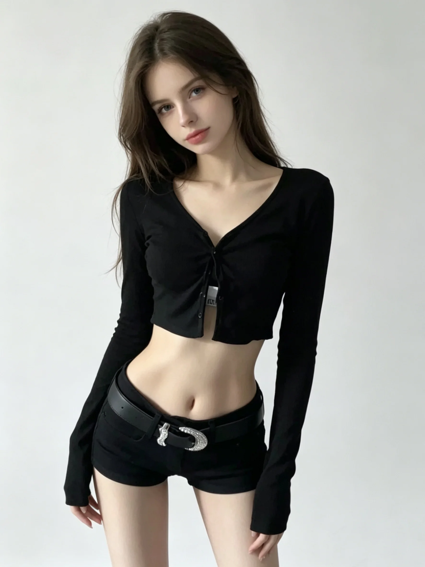 Mini pantaloncini a vita alta neri gotici da donna Y2k 2000s Streetwear Shorts coreano Harajuku pantaloni corti Vintage 2000s vestiti 2024