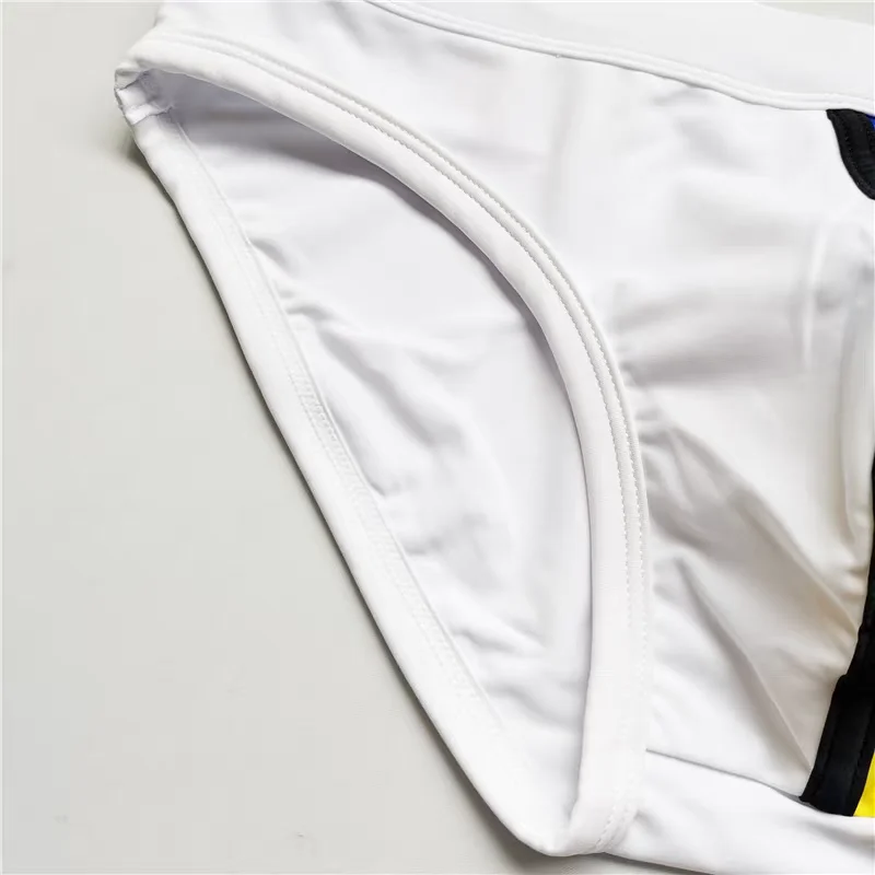Men's multi-color splicing craft boxer swimsuit four-corner swimsuit beach shorts close-fitting three-dimensional swimsuit men