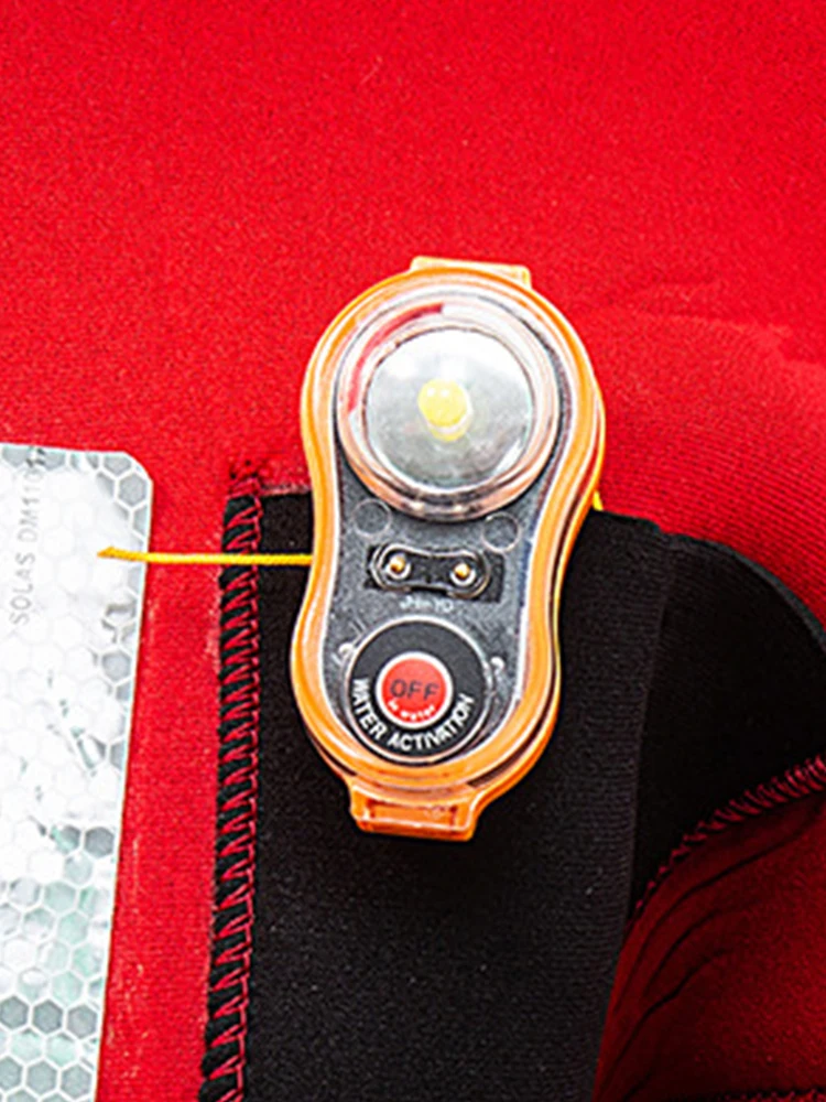 

Светодиодный светильник для спасательного жилета, энергоэффективный водонепроницаемый персональный локатор, простой в эксплуатации, легкие портативные уличные аксессуары