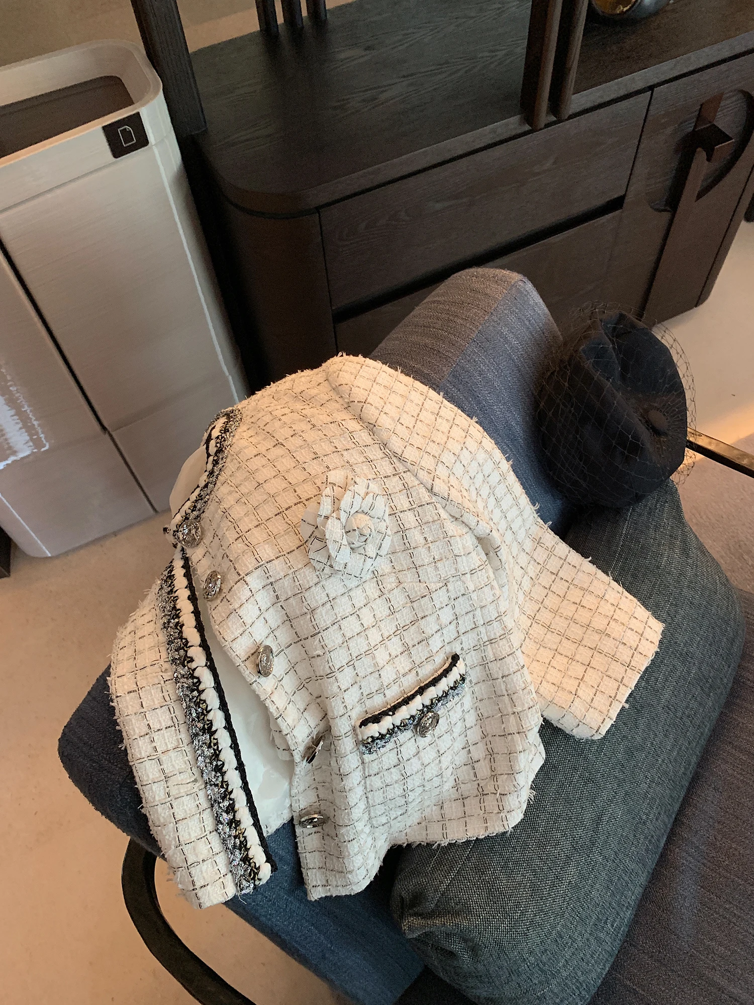 

Lilylikes Tea Flower Fraance Young Wealthy Street Sle Outerwear Sequin Plaid Thiened Floral Perfume Jaet for Women