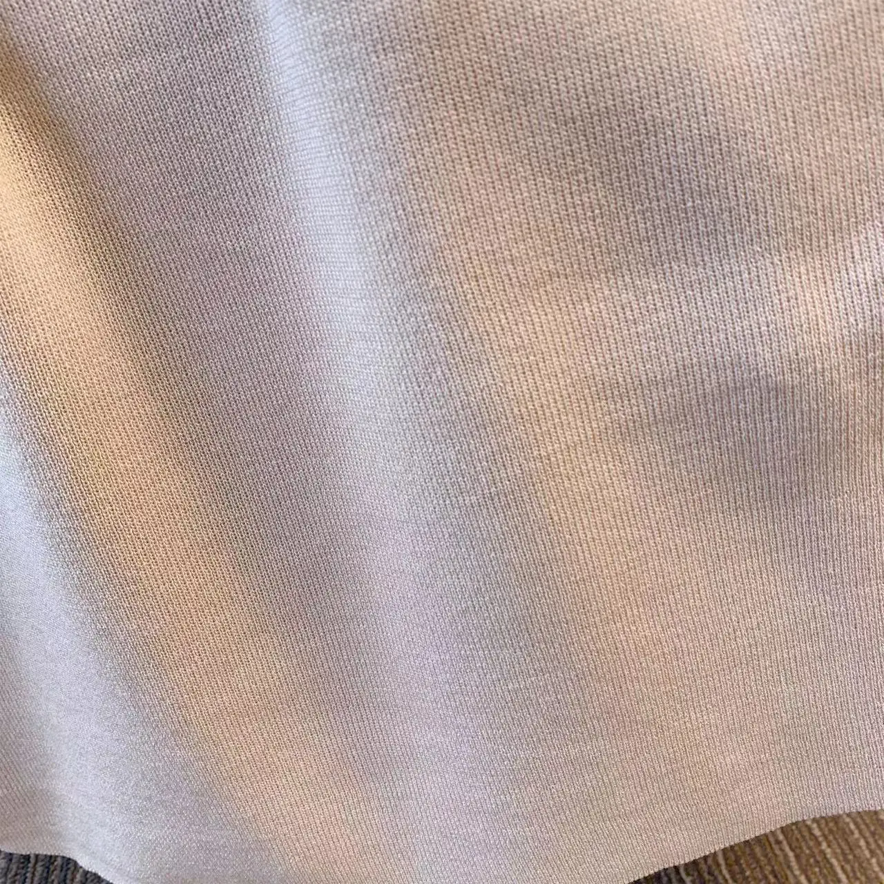 Robe longue à bretelles brillantes pour femmes, taille élastique, tambour mince, solide, document, licou, mode, nouveau, été, 2024