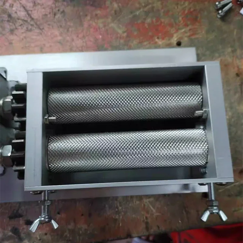 

Электрическая мельница, двухрулонная дробилка для кофейных зерен, мельница для арахиса/кукурузы, мельница для муки, 220 В/110 В, мельница для мелкого зерна