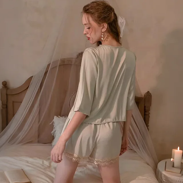 Ensemble pyjama femme style français en soie glacée, haut et short en dentelle sexy, 2 pièces, idéal pour le printemps/été. Nuit confortable.
