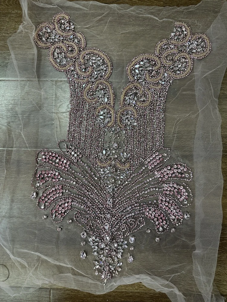 Imagem -06 - Handmade Rhinestone Corpo Applique Costurar no Painel para o Casamento Venda Quente 1pc