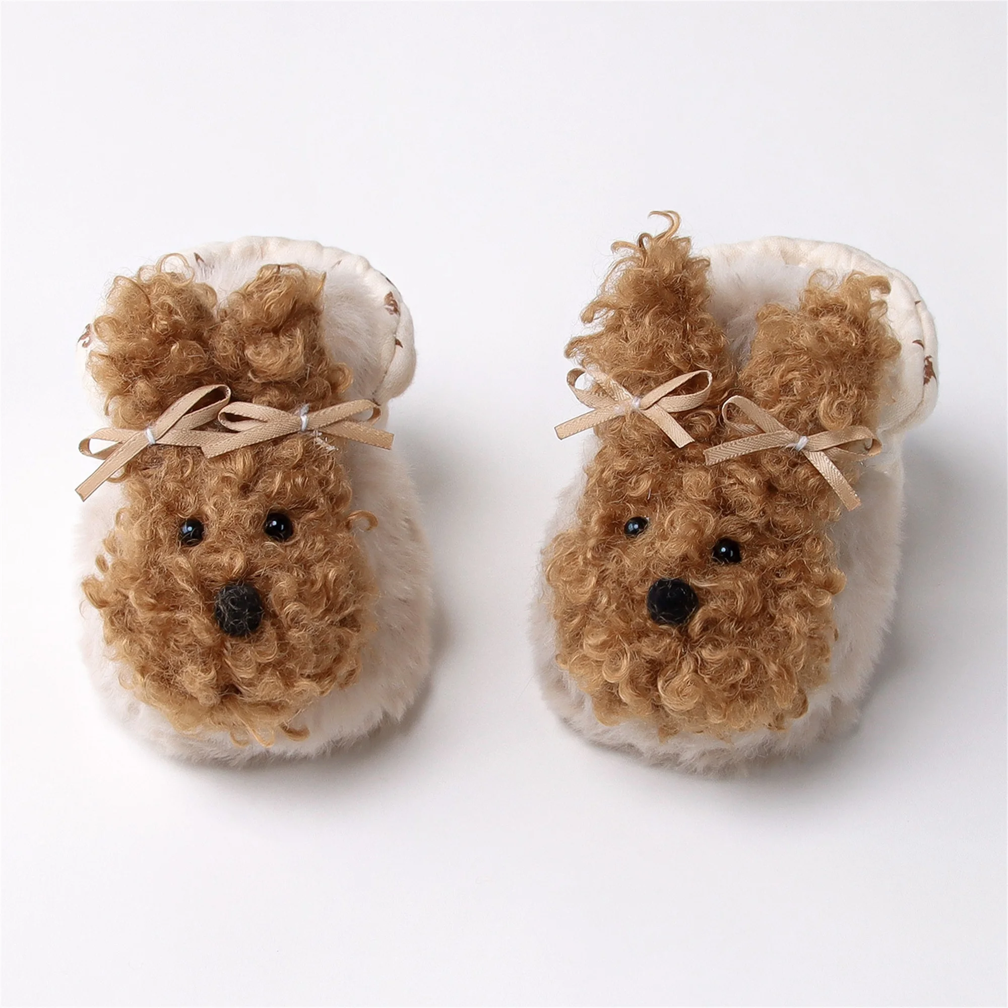 

Cute Toddler Winter Booties with Adorable Bear Design and Adjustable Straps for Warmth and Comfort in Cold Weather