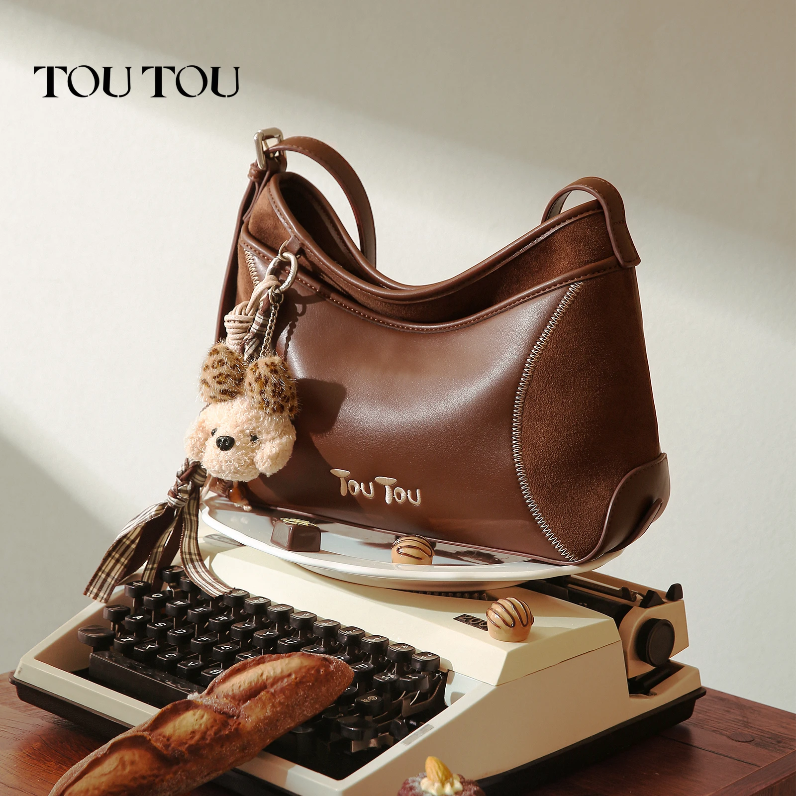

TOUTOU Women Shoulder Bag Brown Cute Dog Charm Original Designer Brand Messenger Underarm Handbag Autumn Bag Teacher's Day Gift