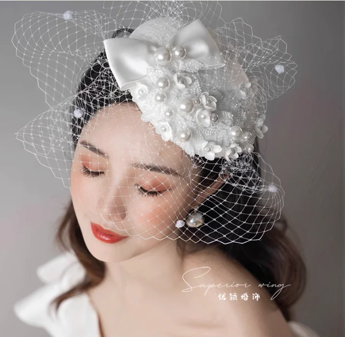 

Женская жемчужная шляпа в британском стиле, свадебная сетчатая шляпа с бантом, белая кепка, свадебная винтажная шляпа эпохи Возрождения