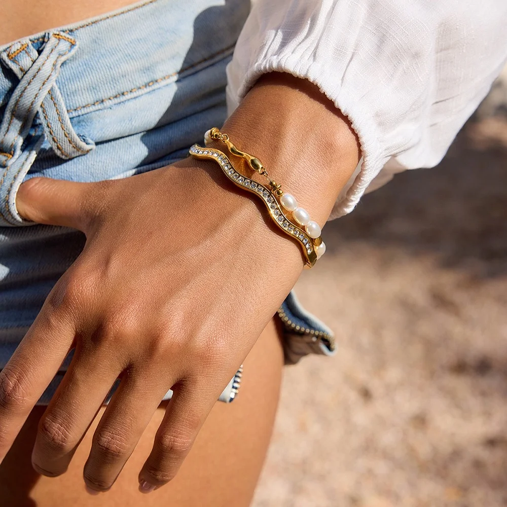 

ENFASHION Pulseras Wave Цирконовый браслет-манжета для женщин Нержавеющая сталь 18-каратное золото Простые модные украшения B252613