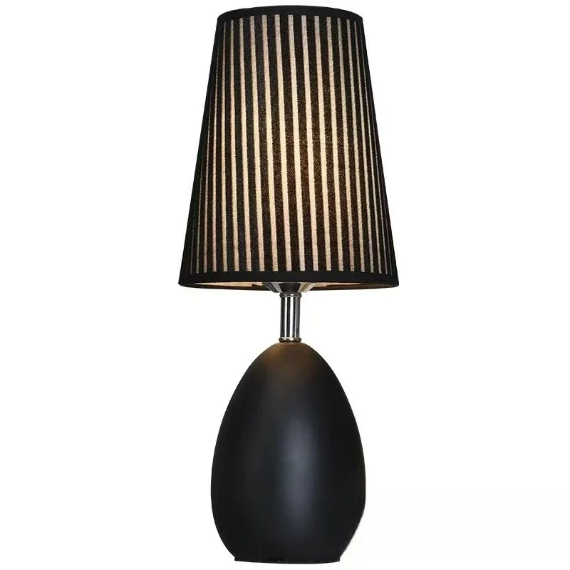 

New Internet celebrity bedside lamp desk lamp student eye protection ins warm premium black touch