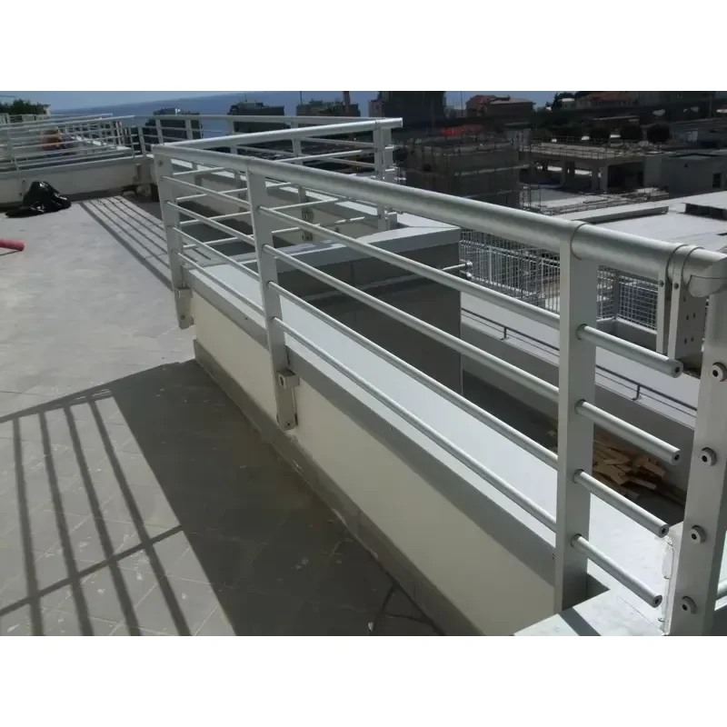 Custom Rod Bar Railing Stainless Steel Vertical Rods Solid Brass Top Rail Staircase Balcony Guardrail System Railing