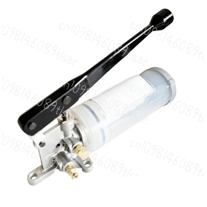 YGL-T08 Manual Grease Lubrication Pump 800cc 6mm Stainless Steel Outlet Hand Operated Oiler for 00-000# Grease LF