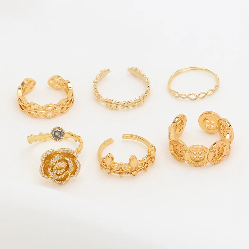 4pcs Gold Color Retention Electroplating Rose Inlaid Zirconium Crown Niche Homemade Open Ring Personality Ring Jewelry