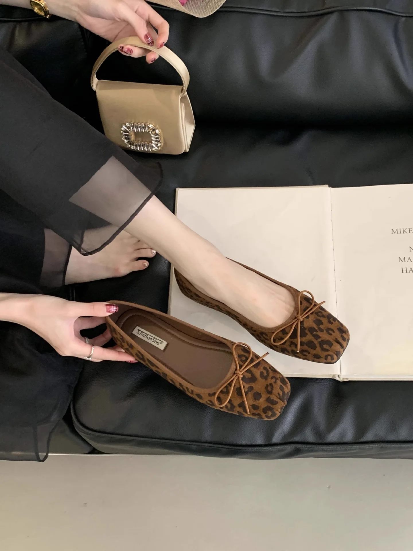 Damen-Ballerinas mit Leopardenmuster, eckiger Zehenpartie und Schleifendekoration, lässige Alltagsschuhe für Damen – Detail 9