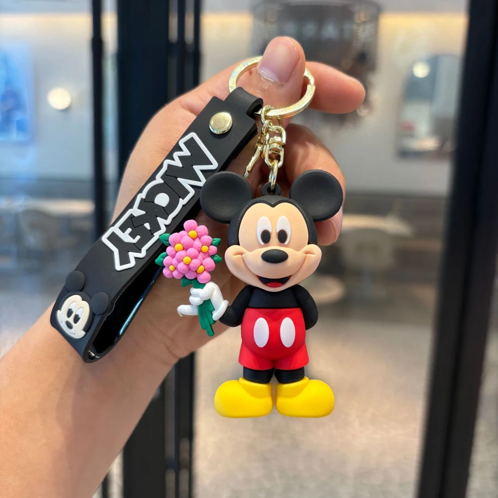 Nouveau porte-clés créatif Mickey Minnie mignon Mickey Mouse poupée tridimensionnelle porte-clés hommes et femmes pendentif de sac