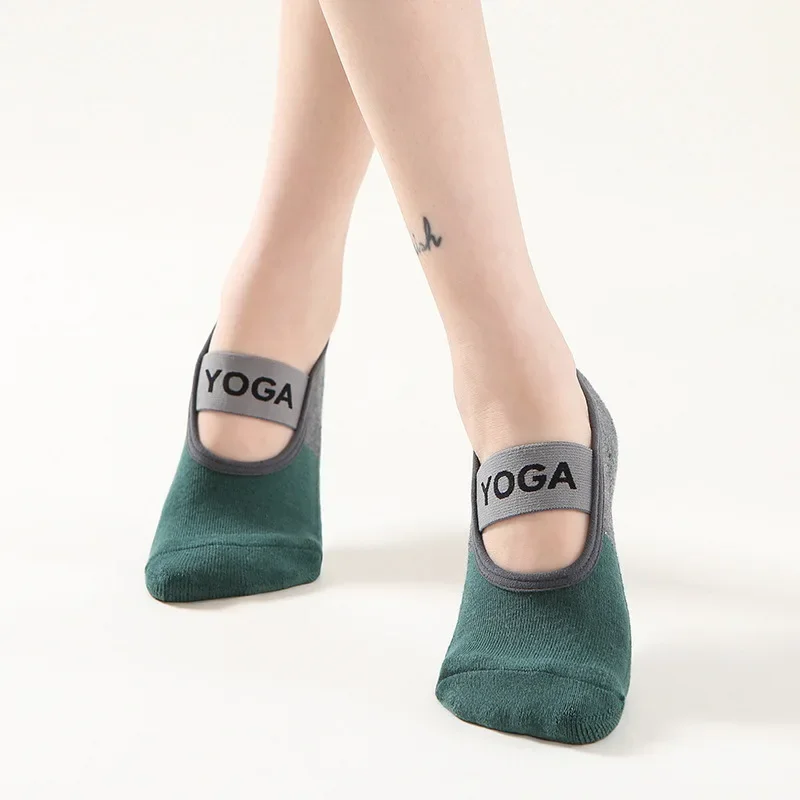 Calcetines de Pilates de silicona para mujer, medias antideslizantes con lunares para Yoga