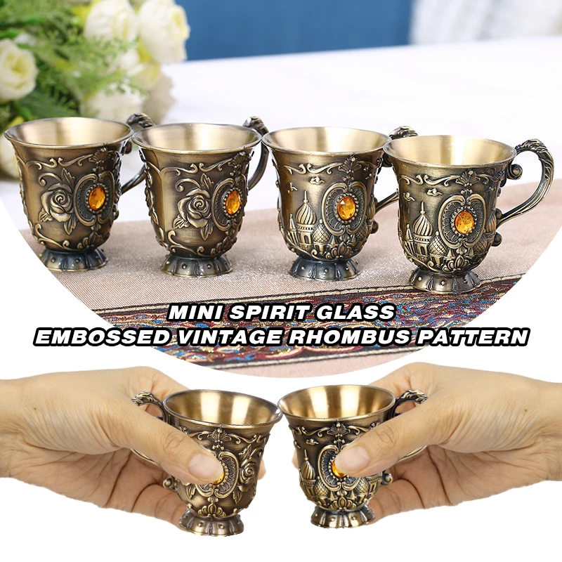 

Mini Spirits Wine Glasses Cup Retro Crystal Pattern Carving Goblet European Chalice Whiskey Drinking Alloy Antique Wine Glass