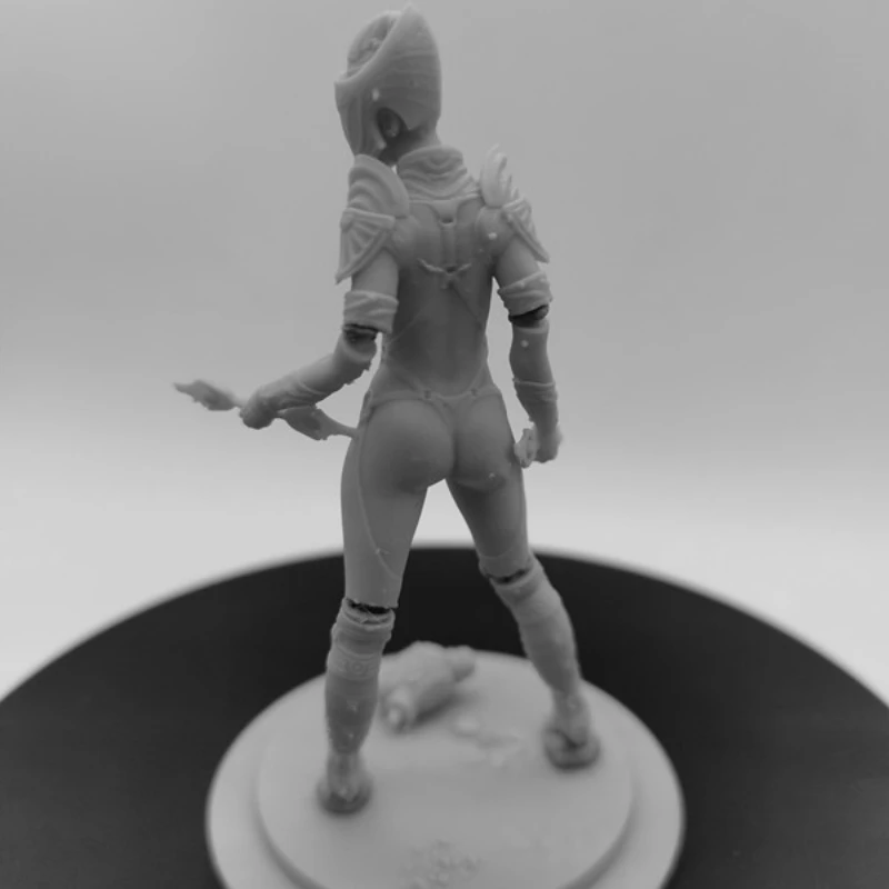 Figura de resina asesina enmascarada de hierro, escala 1/24, 75mm de altura, Kit de modelo ensamblado, Diorama sin montar y figuritas sin pintar, Juguetes