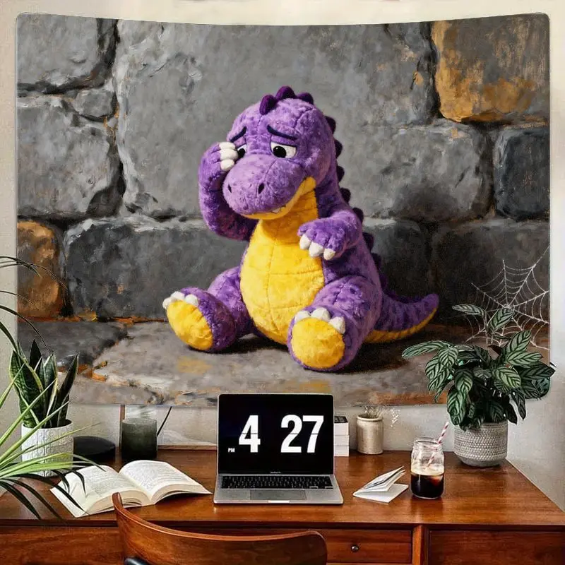 

1 шт. кавайный фиолетовый грустный гобелен с динозавром, милый динозавр, плюшевая игрушка с принтом, настенный подвес, полиэстеровый декор комнаты для спальни, гостиной, сделать