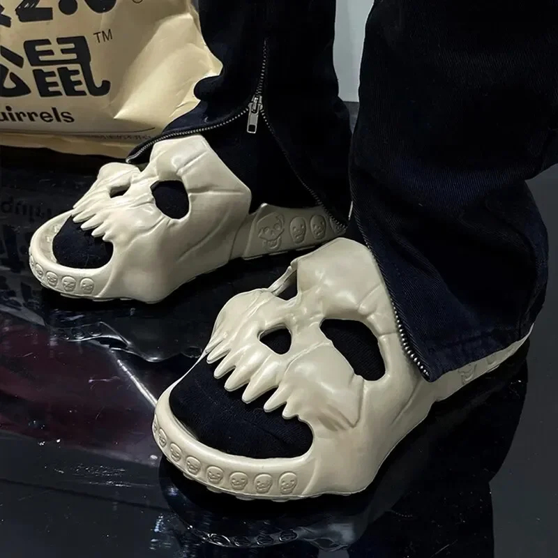 2024 Fashion Skull Design Slippers Summer Outdoor Fun Novelty Slide Thick Sole Platform Beach Non Slip Men Women Cloud Sandal