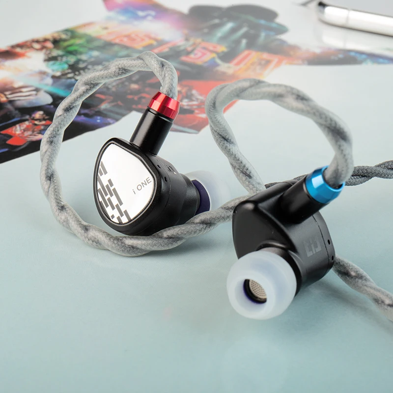 سماعات أذن سلكية HiFi إصدار محدود من TRI مع غشاء N52 مغناطيسي قوي من الكربون PET لجودة صوت فائقة