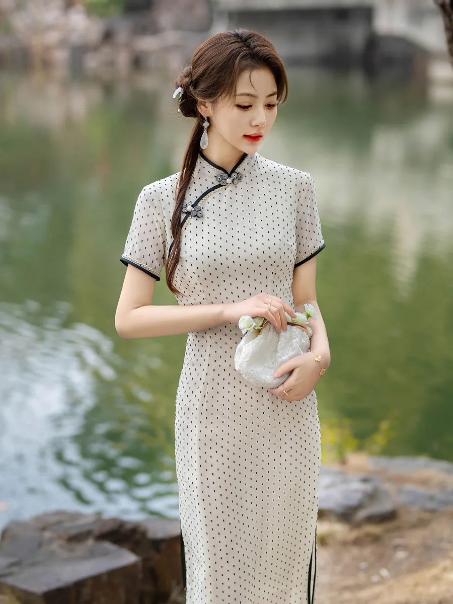 Polka Dot Sexy Slim Qipao Summer Short Sleeve Chinese Dress Elegant Classic Traditional Chinese Women Cheongsam image 3