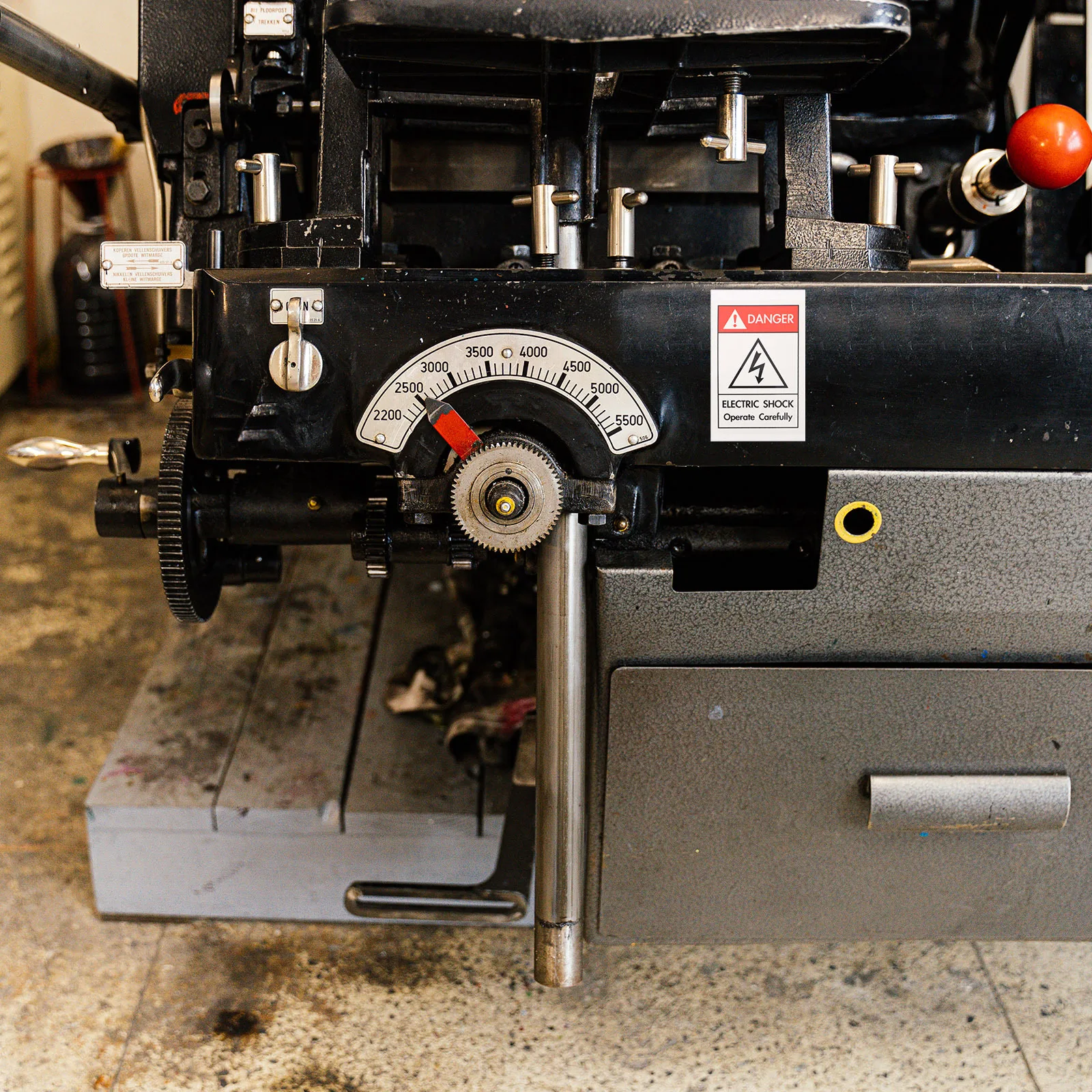 

6Pcs Warning Safety Stickers Dangerous Zone Keep Clear Signs for Home Office Construction Security Caution Zone Warning Sign