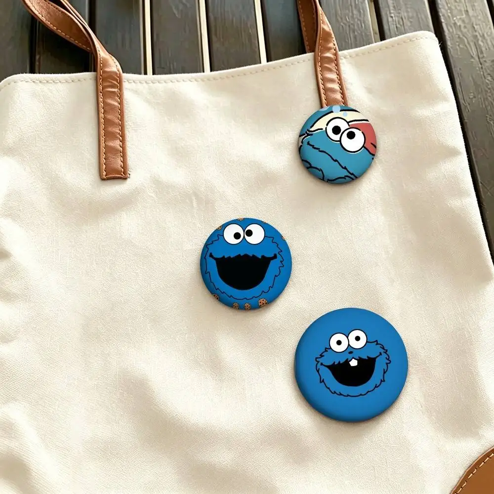 C-Cute Cookie Monster Blue Fluffy 25mm 32mm 44mm 58mm 75mm Brooches Badges Pins for Accessories Gift