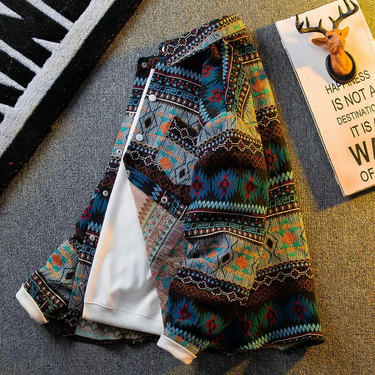 

American Fashion Retro Indian Ethnic Style Shirt Men's Long Sleeved Trendy Artistic Jacquard Lapel Shirt Jacket Male Clothing