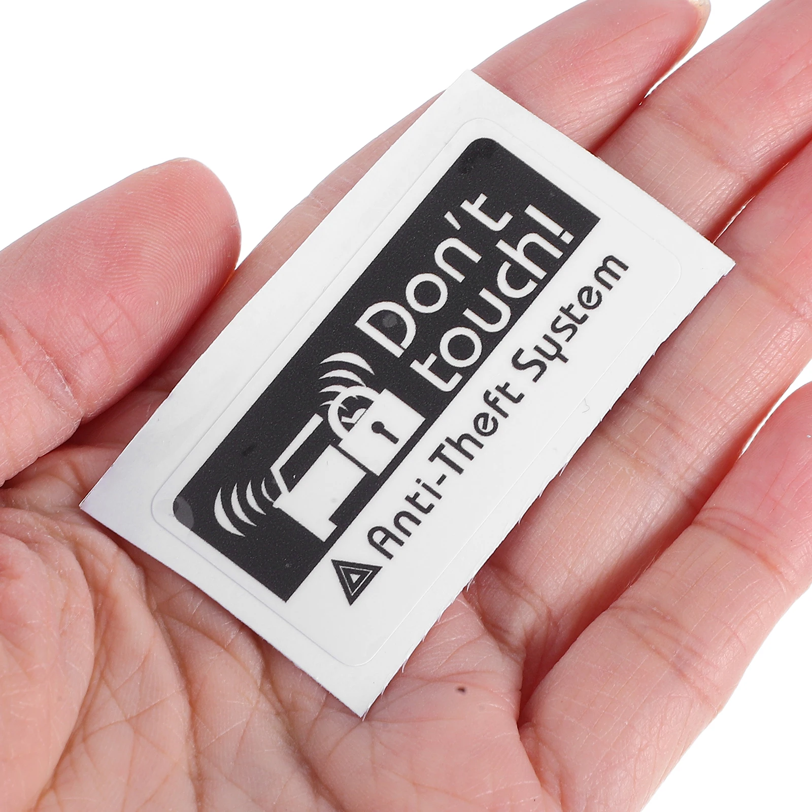 Рисунок 4 - Не прикасайтесь к наклейке