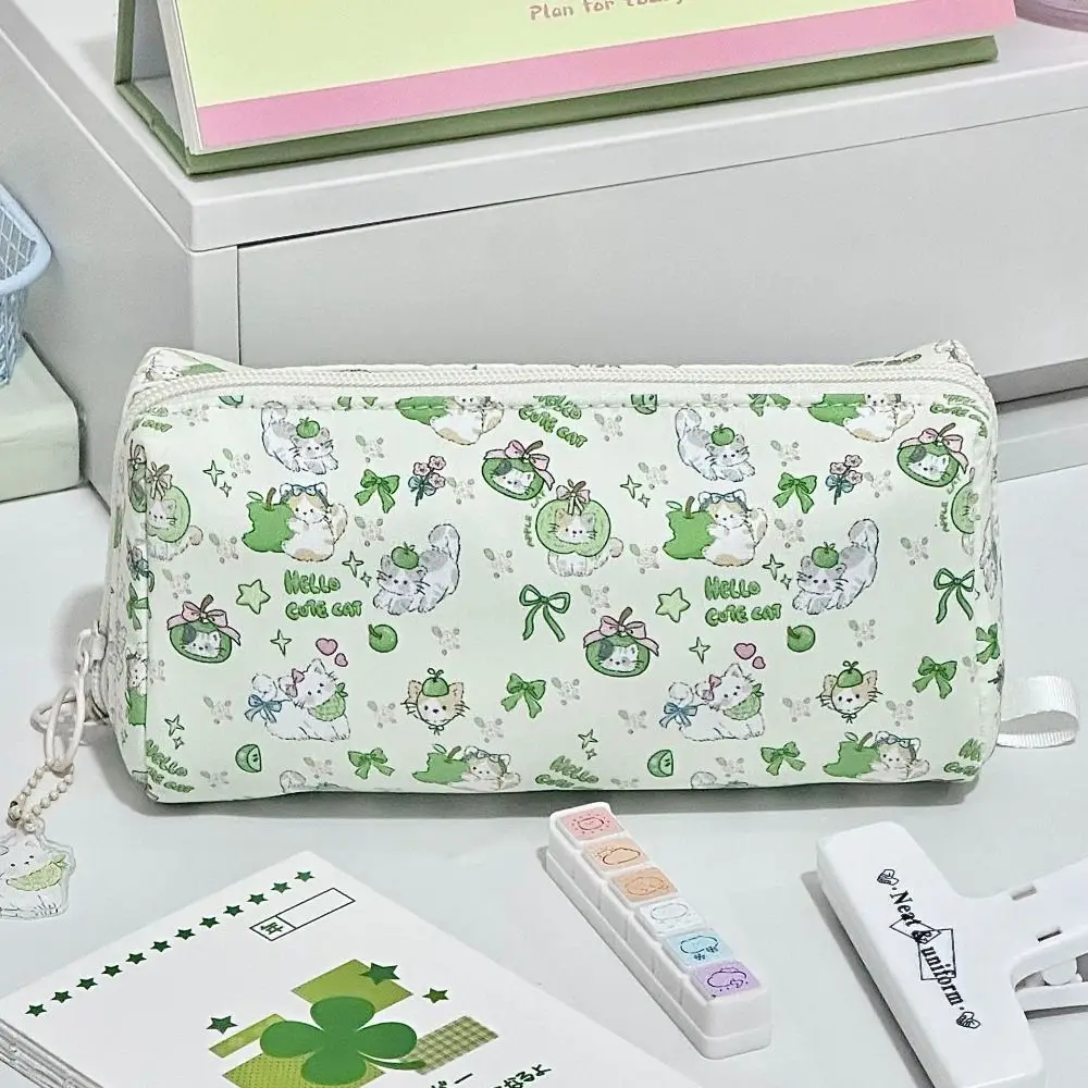 Bolsa de lápices con cremallera bonita, bolsa para bolígrafos con estampado de dibujos animados de gran capacidad, estuche para lápices fresco de gatito y manzana verde, suministros de oficina