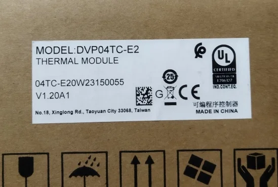 Módulo de expansión Delta PLC Original, nuevo, DVP04TC-E2, en Stock