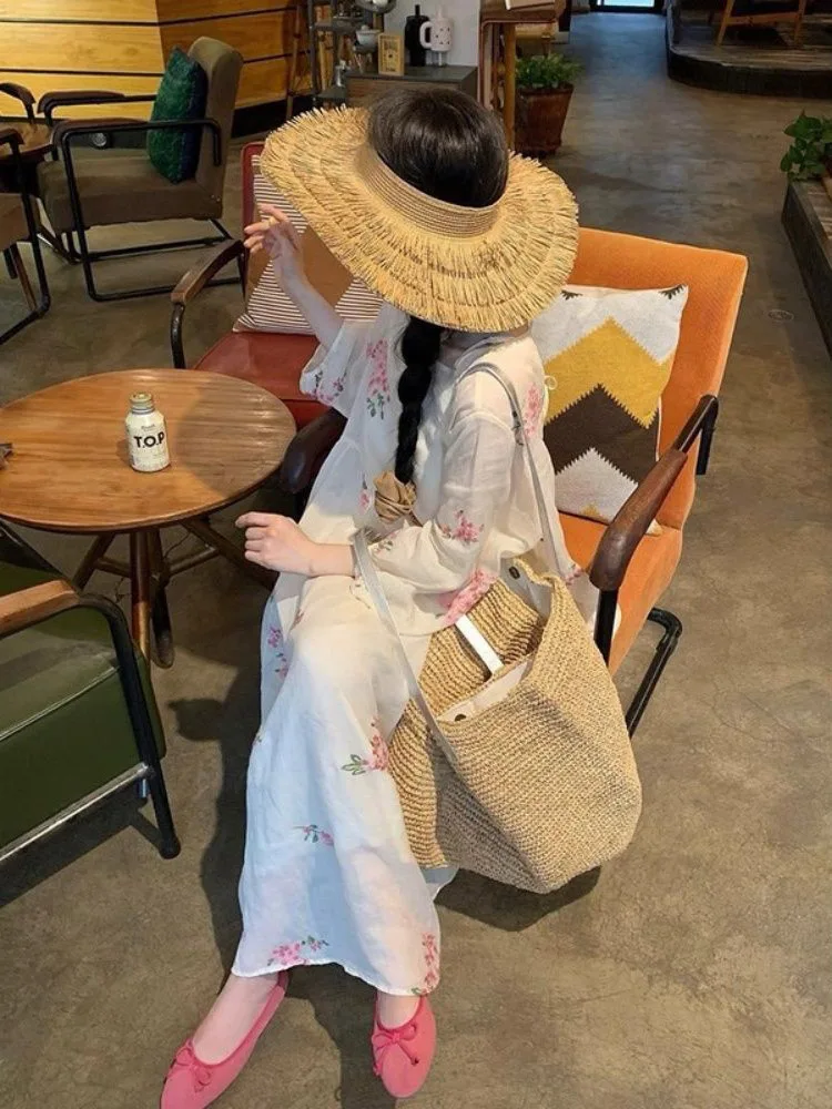 กระโปรงทรงเอพิมพ์ลายดอกไม้สีขาว ไซส์พลัส ผ้าโพลีเอสเตอร์ เอวสูง ทรงหลวม สไตล์ลำลอง เหมาะสำหรับใส่ไปเที่ยวทะเล