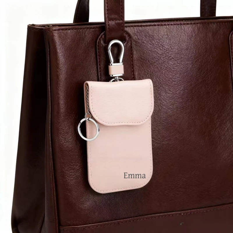 Personalisierter Faraday-Autoschlüsselanhänger in Macaron-Farben, Diebstahlschutz RFID-Signalblockierende Tasche für Weihnachtsgeschenke – Detail 1